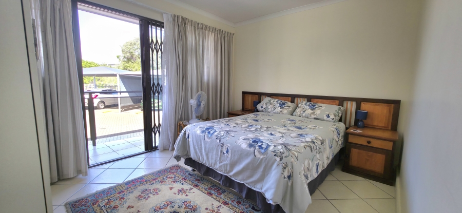 2 Bedroom Property for Sale in Hartenbos Central Western Cape